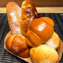 『日本の美味しい食卓パン』