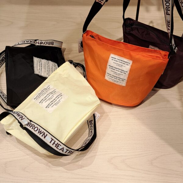 VIS ×BROWN THEATRE PRODUCTS Collaboration Bag